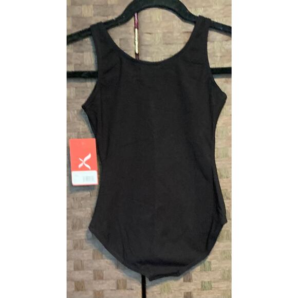 Girls Basic Leotard- Size Medium - Picture 2 of 3
